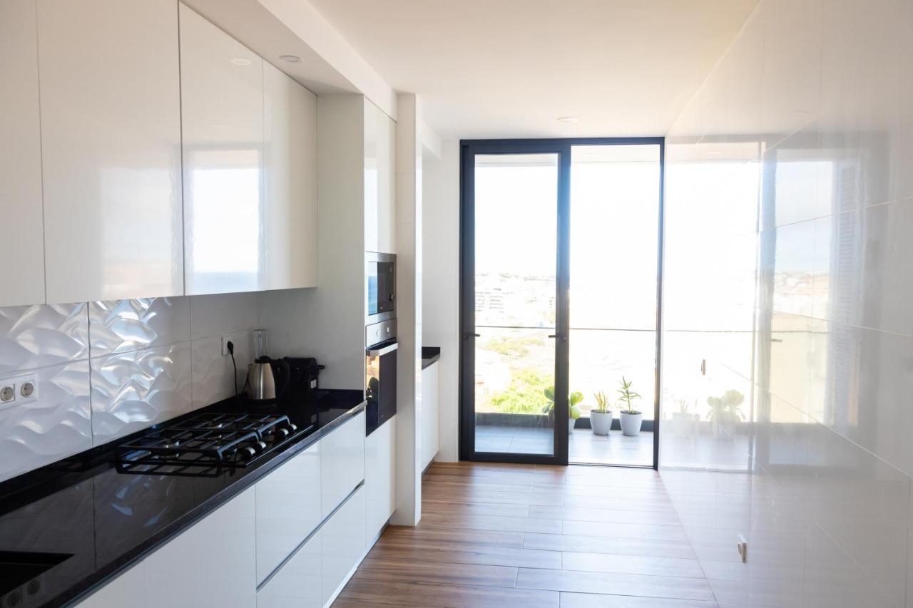 3 Bdr Aprt, Stunning Seaview, Rooftop Pool - Lcgr Praia Kültér fotó