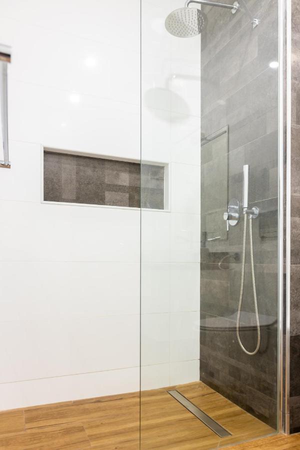3 Bdr Aprt, Stunning Seaview, Rooftop Pool - Lcgr Praia Kültér fotó