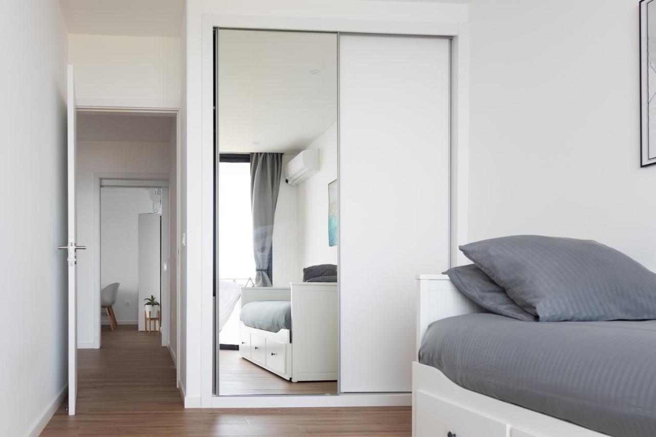3 Bdr Aprt, Stunning Seaview, Rooftop Pool - Lcgr Praia Kültér fotó