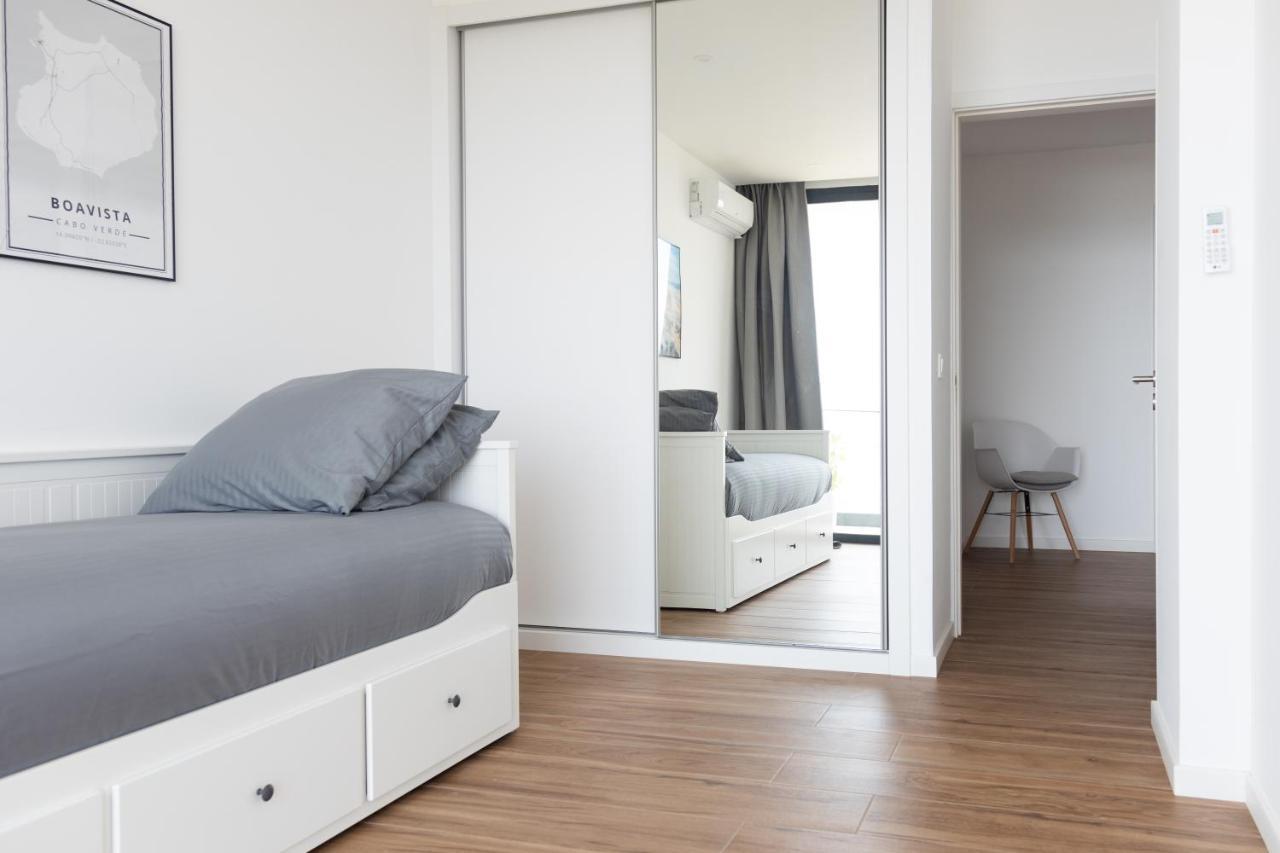 3 Bdr Aprt, Stunning Seaview, Rooftop Pool - Lcgr Praia Kültér fotó