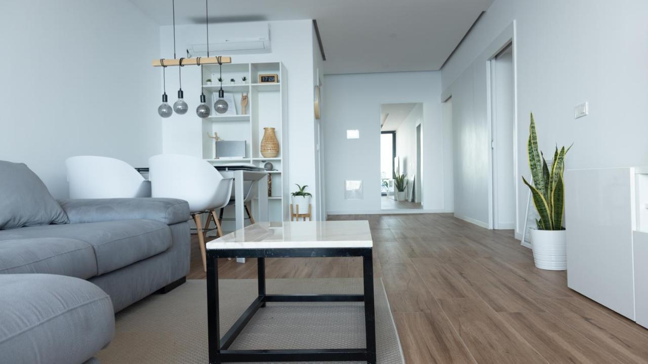 3 Bdr Aprt, Stunning Seaview, Rooftop Pool - Lcgr Praia Kültér fotó