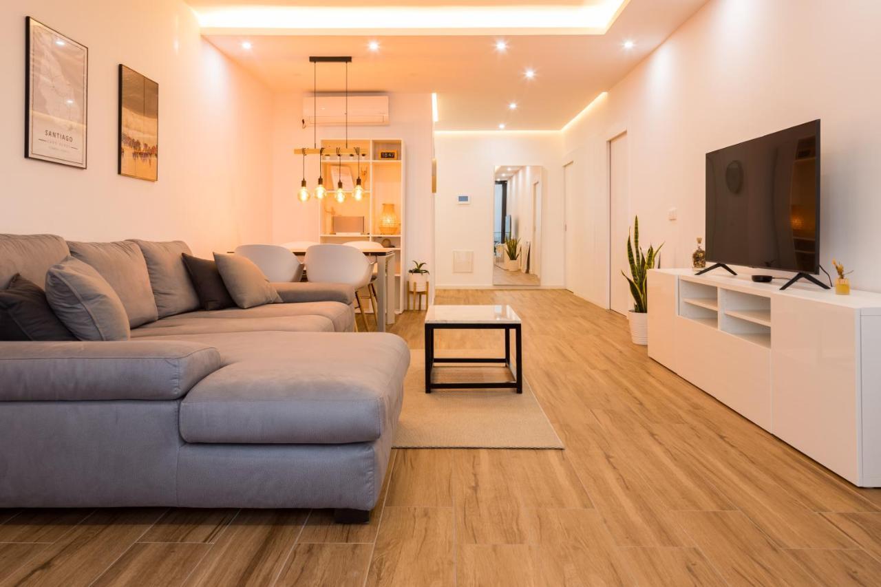 3 Bdr Aprt, Stunning Seaview, Rooftop Pool - Lcgr Praia Kültér fotó